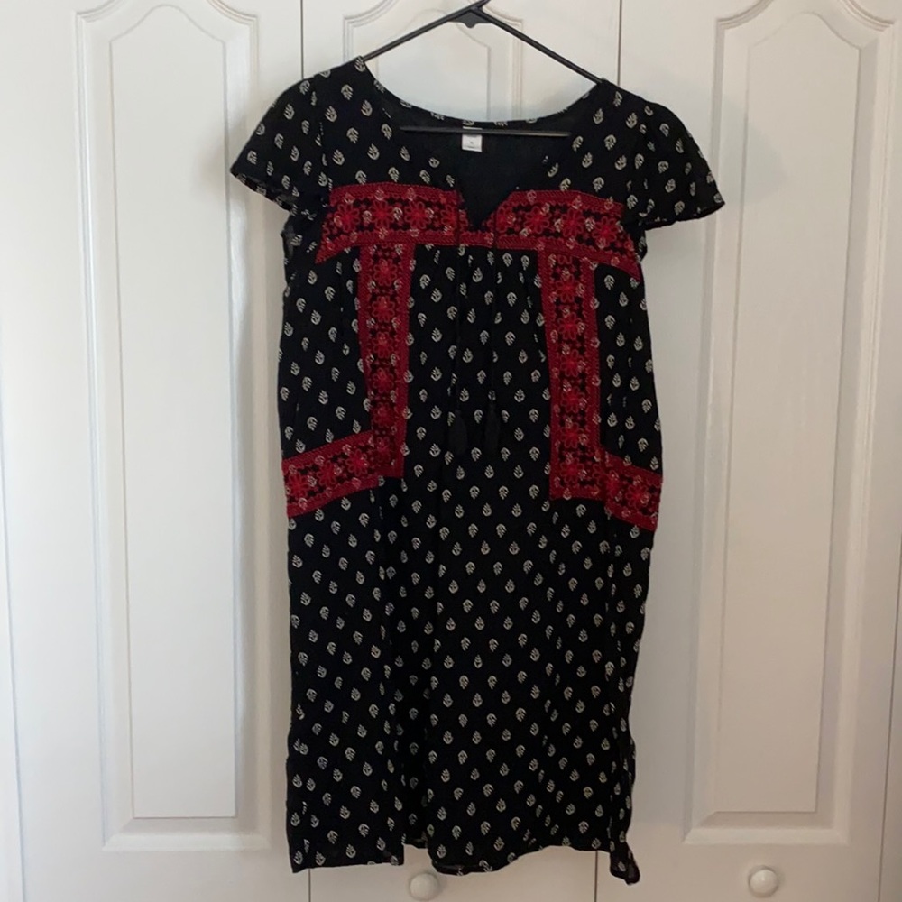 Old Navy Embroidered Tassel Bohemian Dress USED M